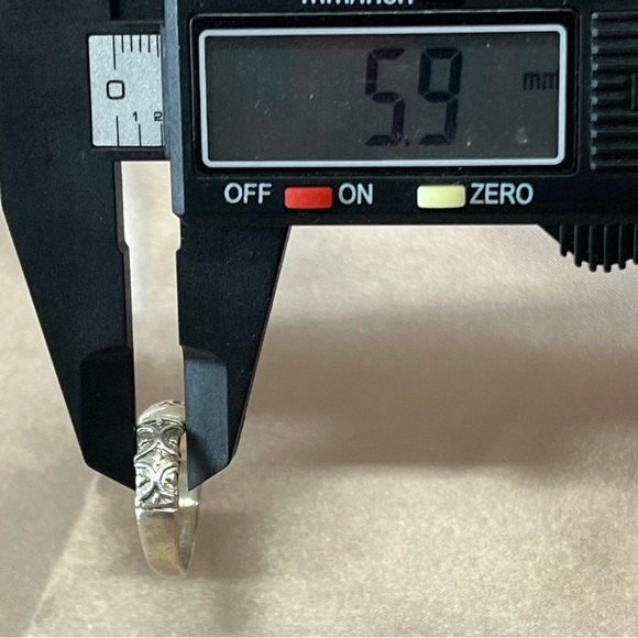 Sterling Silver 925 Engraved Scroll Work Ring Band Size 8.5 Dainty Boho Style - Picture 5 of 14